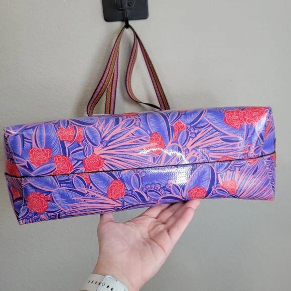 NWT Loretta Breezy East / West Tote cactus print - Picture 3 of 6